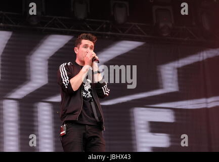 Newport, Isle of Wight, Regno Unito. 11 Giugno, 2017. Isle of Wight Festival Giorno 4 - gruppo britannico Bastille eseguendo in IOW Festival, Seaclose Park Newport 11giugno 2017, UK Credit: DFP/fotografica Alamy Live News Foto Stock