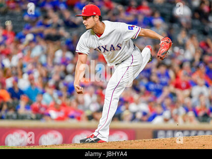 JUN 07, 2017: Texas Rangers a partire lanciatore Yu Darvish #11 si accamparono 7.1 inning e ha dato fino a 3 piste e 3 hits durante un interleague MLB partita tra i New York Mets e Texas Rangers a Globe Life Park in Arlington, TX New York sconfitto Texas 4-3 Albert Pena/CSM Foto Stock