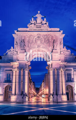 Lisbona, Portogallo: il trionfale Rua Augusta Arch, Arco Triunfal de Rua Augusta Foto Stock