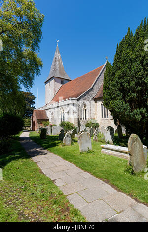 Chiesa della Santa Trinità, Bosham, un villaggio costiero situato nel porto di Chichester, costa sud del distretto di Chichester West Sussex, in Inghilterra meridionale, Regno Unito Foto Stock