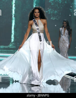 Il 2017 Miss USA concorrenza preliminare al Mandalay Bay Event Center dotato di: Miss Distretto di Columbia Kara McCullough dove: Las Vegas, Nevada, Stati Uniti quando: 05 maggio 2017 Credit: Judy Eddy/WENN.com Foto Stock