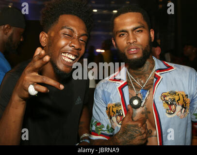 East Rutherford, NJ, Stati Uniti d'America. 11 Giugno, 2017. Desiigner e Dave Est a caldo 97's confettura d'estate 2017 a METLife Stadium di East Rutherford, New Jersey, il 11 giugno 2017. Credito: Walik Goshom/media/punzone Alamy Live News Foto Stock