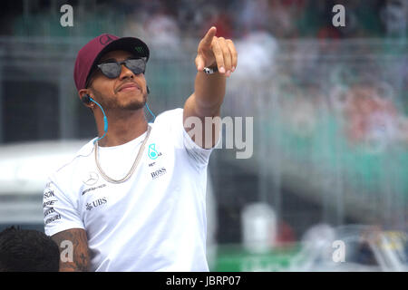 Montreal, Canada, 11 Giugno,2017. Driver di Formula Uno Lewis Hamilton nella parata dei piloti al 2017 Montreal Grand Prix .Credito: Mario Beauregard/Alamy Live News Foto Stock