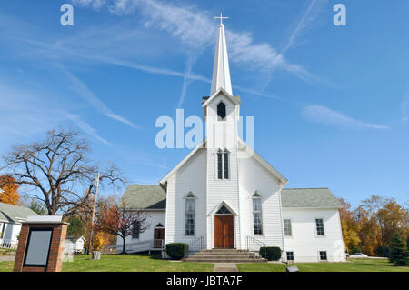 Chiesa rurale, Midwest, Ohio, vicino a Akron, STATI UNITI D'AMERICA Foto Stock