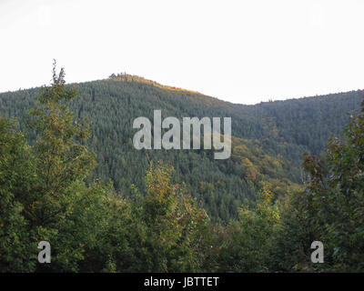 Sunrise oltre le montagne Vosges in Alsazia in Francia Foto Stock