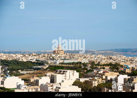 Vista su Victoria, Rabat, la città più grande dell'isola di Gozo, Malta Foto Stock