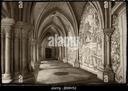 Da Catedral da Sé, Azulejos del chiostro gotico, Barredo district, Porto, Portogallo, Patrimonio Mondiale dell Unesco Foto Stock