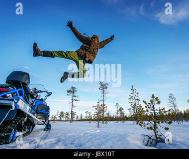 Motoslitte, Kangos, Lapponia, Svezia Foto Stock