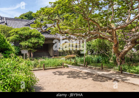 Il tempio di Gokuraku-ji, un tempio buddista della setta Shingon a Kamakura, Prefettura di Kanagawa, Giappone Foto Stock