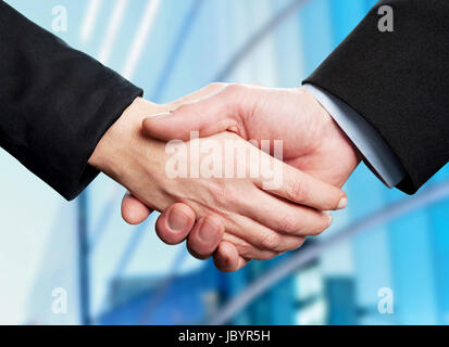 Business handshake, la trattativa è finalizzato. Foto Stock