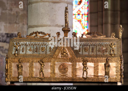 In Francia, in Allier (03), Ébreuil, église Saint-Léger d'Ébreuil, la châsse de Saint Léger // Francia Allier, Ebreuil, Saint Leger d'Ebreuil chiesa, il SH Foto Stock