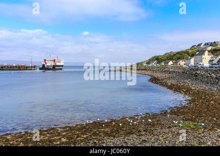 Traghetto CalMac, signore delle isole lasciando Mallaig, Scozia Foto Stock