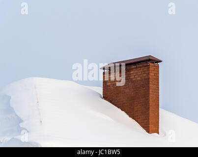 Camino sul tetto closeup Foto Stock