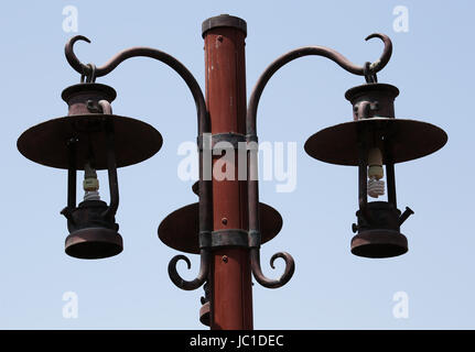 Arabo antico Lampione presso Heritage Park Abu Dhabi Foto Stock