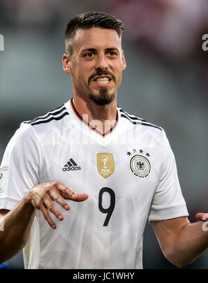 La Germania Sandro Wagner reagisce durante la Coppa del Mondo di qualifica del gruppo C partita di calcio tra la Germania e la Repubblica di San Marino in Nuremberg, Germania, 10 giugno 2017. - Nessun filo SERVICE - foto: Thomas Eisenhuth/dpa-Zentralbild/ZB Foto Stock