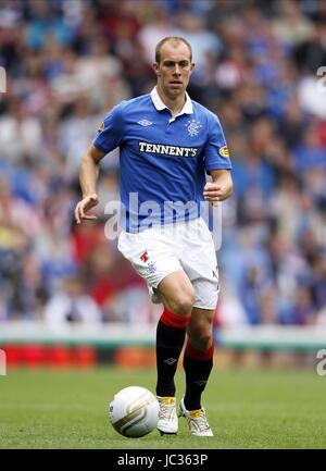 STEVEN WHITTAKER Glasgow Rangers FC Glasgow Rangers FC IBROX GLASGOW Scozia 28 Agosto 2010 Foto Stock