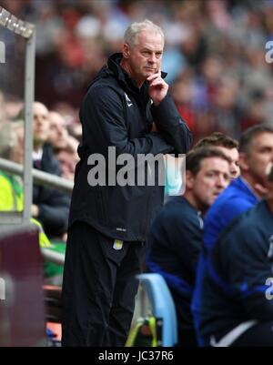 KEVIN MACDONALD ASTON VILLA CARETAKER MANAGER VILLA PARK Birmingham Inghilterra 18 Settembre 2010 Foto Stock