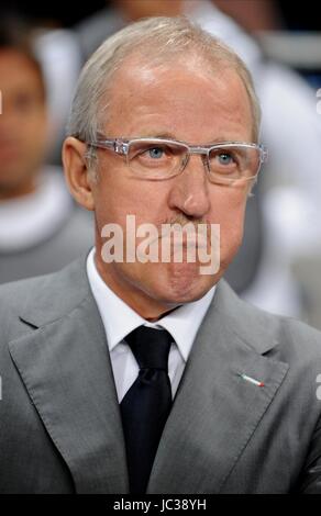 LUIGI DELNERI JUVENTUS MANAGER JUVENTUS MANAGER City of Manchester Stadium Manchester Inghilterra 30 Settembre 2010 Foto Stock