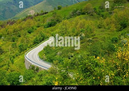 Ligurischer Apennin Pass - Appennino Ligure pass 01 Foto Stock