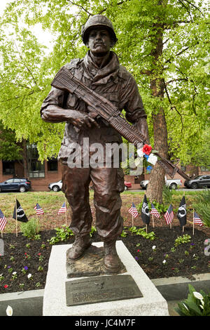 Statua di caporale michael j crescenz Medal of Honor vincitore a Philadelphia Vietnam Veterans Memorial guerra USA Foto Stock