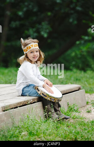 Poco funny girl riproduzione nativa americana Foto Stock