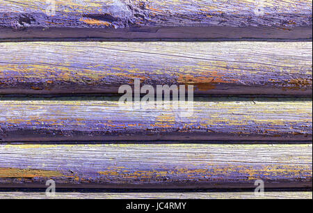 Un muro dipinto in colore lilla Foto Stock