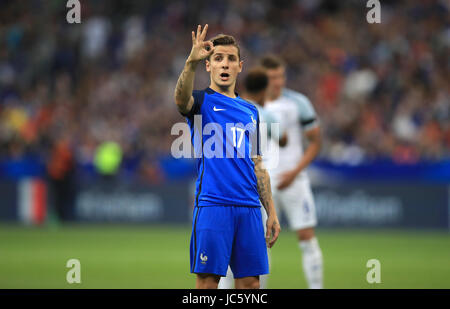 Il francese Lucas Digne durante l'International friendly allo Stade de France, Parigi. PREMERE ASSOCIAZIONE foto. Data immagine: Martedì 13 giugno 2017. Vedi PA storia CALCIO Francia. Il credito fotografico dovrebbe essere: Mike Egerton/PA Wire. Foto Stock