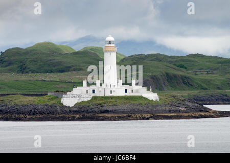 Eilean Musdile faro sul modo per il Isle of Mull nelle Ebridi Interne Foto Stock