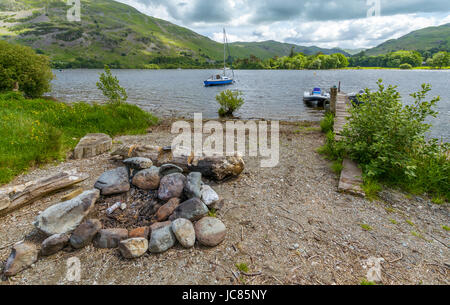 Una vista del lago Ullswater a Glenridding nel distretto del lago, Cumbria Foto Stock