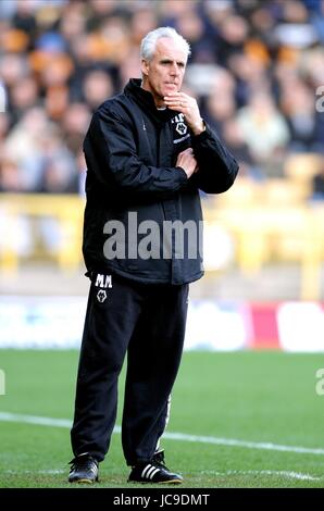 MICK MCCARTHY LUPI MANAGER MOLINEUX STADIUM WOLVERHAMPTON INGHILTERRA 27 Marzo 2010 Foto Stock