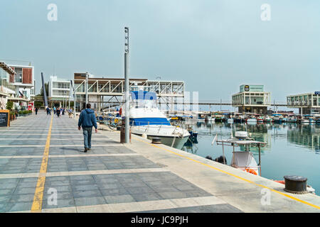 Limassol, Lemesos, Old Port Marina, il lungomare, Cipro Foto Stock