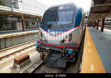 Amtrak siemens acs-64 regionale locomotiva del treno South Street Station Boston STATI UNITI D'AMERICA Foto Stock