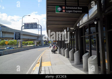 L'aeroporto internazionale Boston Logan esterno USA Foto Stock