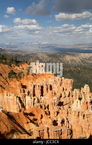 Vista della Ponderosa Canyon Bryce Canyon National Park, Utah, Stati Uniti d'America Foto Stock