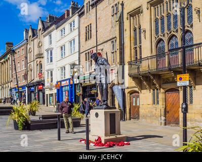 Fanteria Leggera Durham memorail in Durham market place Foto Stock