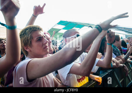 Barcellona, ​​Spain. Il 15 giugno, 2017. Sónar 2017. Sonar per giorno. Persone. Credito: Cisco Pelay / Alamy Live News Foto Stock