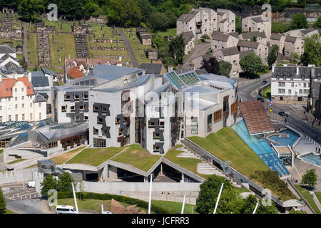 Vista esterno dell edificio del Parlamento scozzese a Holyrood a Edimburgo, Scozia, Regno Unito. Foto Stock