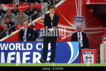 SLAVEN BILIC CROAZIA MANAGER INGHILTERRA V Croazia lo stadio di Wembley a Londra, Inghilterra 09 settembre 2009 DIZ101285 ATTENZIONE! Questa fotografia può essere utilizzata solo per il giornale e/o rivista scopi editoriali. Non può essere utilizzata per, Internet/uso Online né per le pubblicazioni riguardanti 1 player, 1 Club o 1 CONCORRENZA, senza autorizzazione scritta da parte di Football DataCo Ltd. Per qualsiasi domanda, contattare Football DataCo Ltd il +44 (0) 207 864 9121 Foto Stock