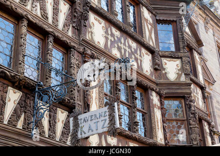 Maison Katz casa dal XVII secolo (Taverne Katz), Saverne, Alsazia, Francia. Foto Stock