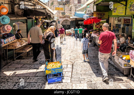 Mercato vicino a Damasco gate, nella città vecchia di Gerusalemme, Israele. Foto Stock