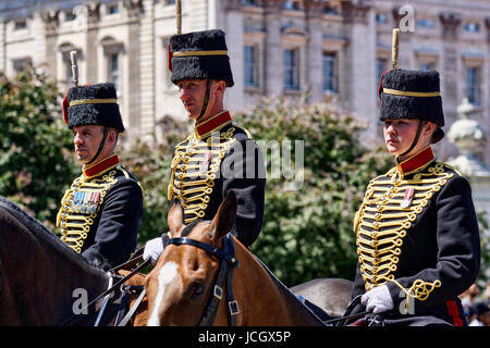 Artigliere dal re della truppa cavallo Royal Artillery, Londra Foto Stock