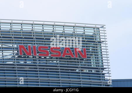 Società NISSAN. NISSAN è un produttore di automobili giapponese e uno dei più grandi in Giappone. Foto Stock