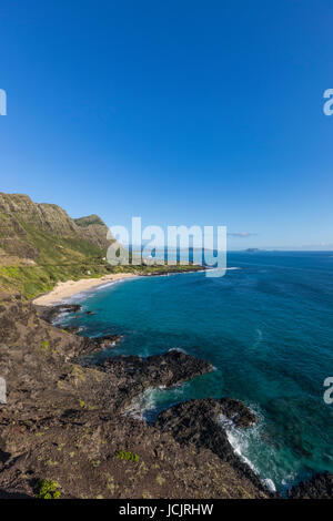 Una vista di Makapu'u e l'area circostante dal Makapu'u faro escursione. Foto Stock