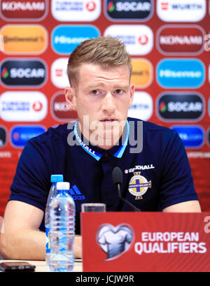 In Irlanda del Nord la Steven Davis durante una conferenza stampa presso la Tofiq Bahramov Stadium, Baku, in Azerbaijan. Foto Stock