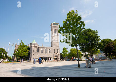 Plymouth Guildhall un edificio civile in Royal Parade. Soleggiata giornata estiva. Plymouth city centre, Devon, Inghilterra, Regno Unito Foto Stock