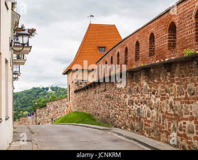 Frammento di La cinta muraria intorno alla città di Vilnius. La lituania Foto Stock