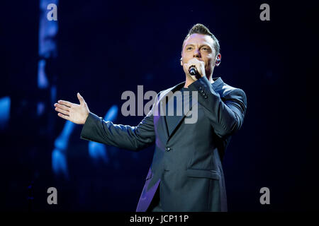 Milano, Italia. 16 Giugno, 2017. Tiziano Ferro live allo Stadio San Siro Credito: Roberto Finizio/Alamy Live News Foto Stock