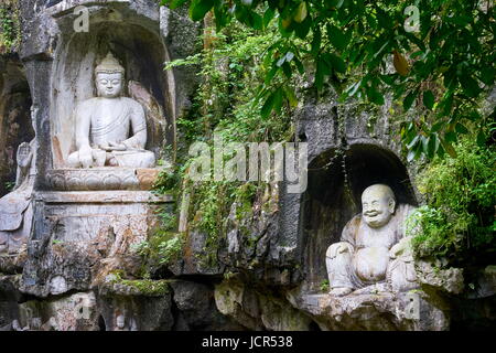 Buddha Sorridente al Tempio Lingyin, Hangzhou, Cina Foto Stock