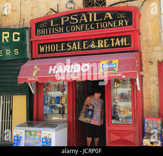 British tradizionale pasticceria negozio all'ingrosso e al dettaglio in Valletta, Malta Foto Stock