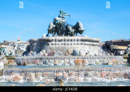 Fontana Gefion o Gefionspringvandet a Copenhagen, in Danimarca. Foto Stock